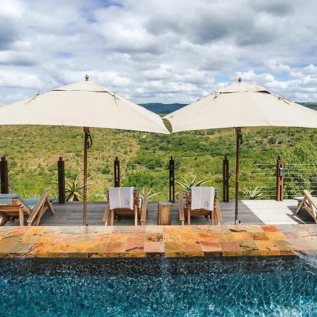 Rhino Ridge Safari Lodge KwaNompondo ภายนอก รูปภาพ