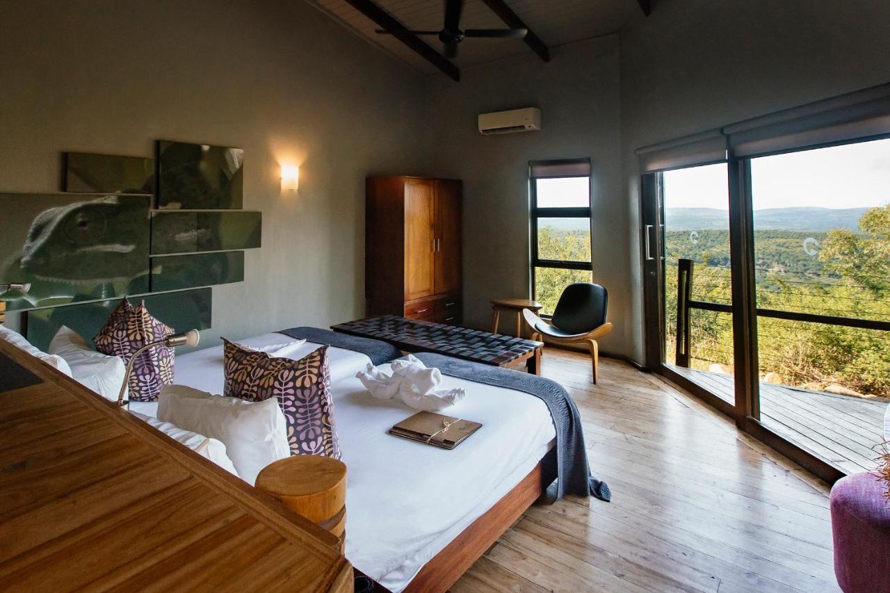 Rhino Ridge Safari Lodge KwaNompondo ภายนอก รูปภาพ