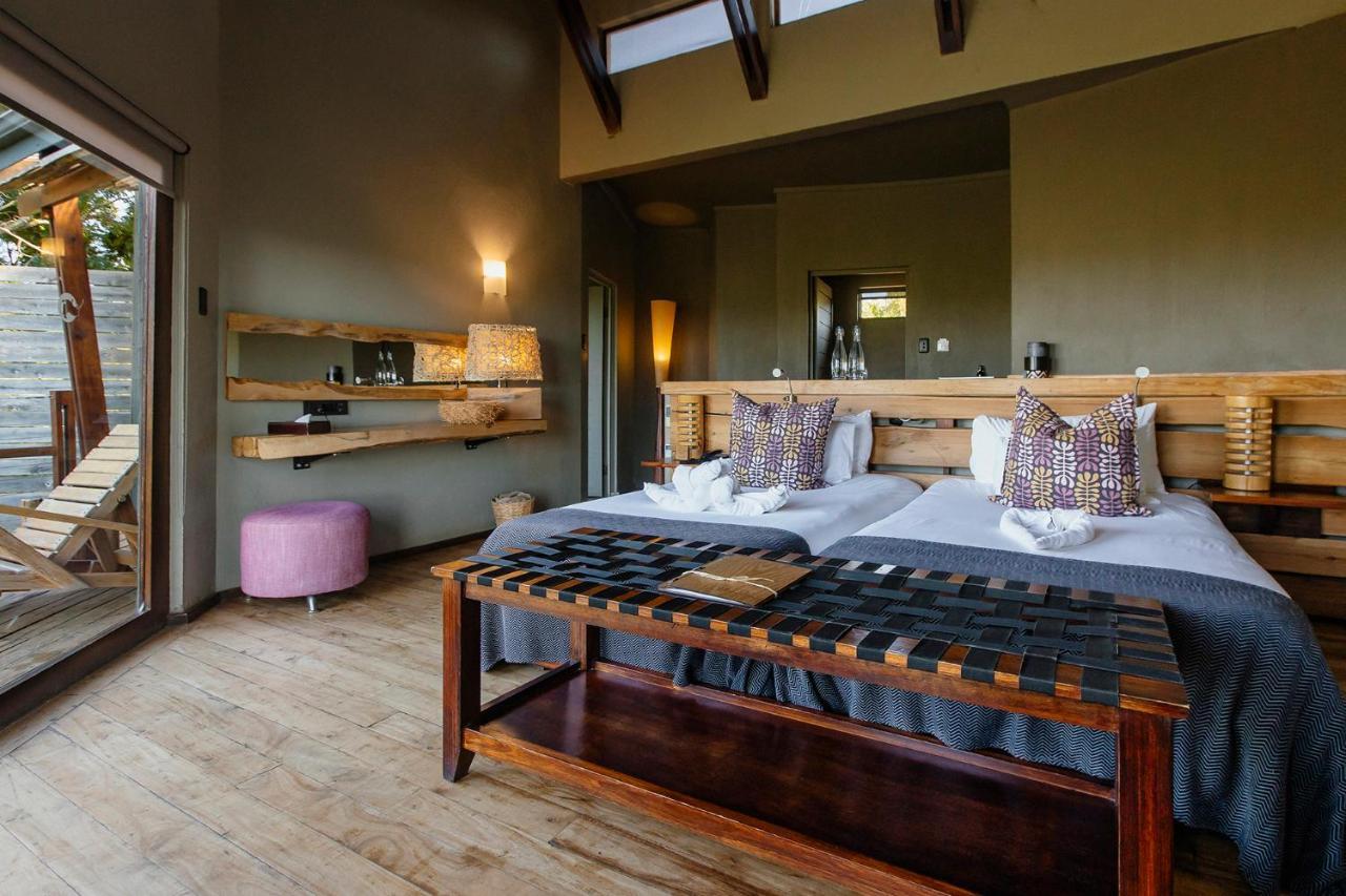 Rhino Ridge Safari Lodge KwaNompondo ภายนอก รูปภาพ
