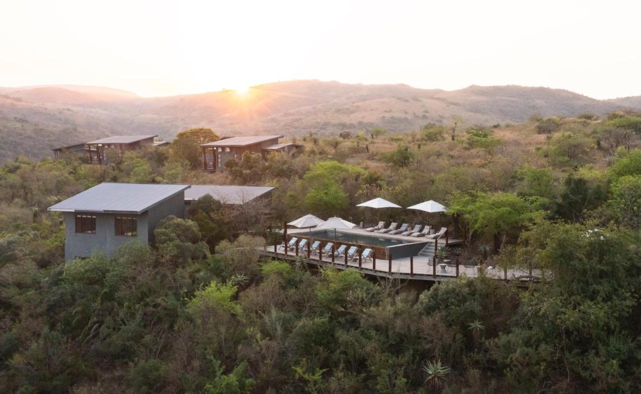 Rhino Ridge Safari Lodge KwaNompondo ภายนอก รูปภาพ
