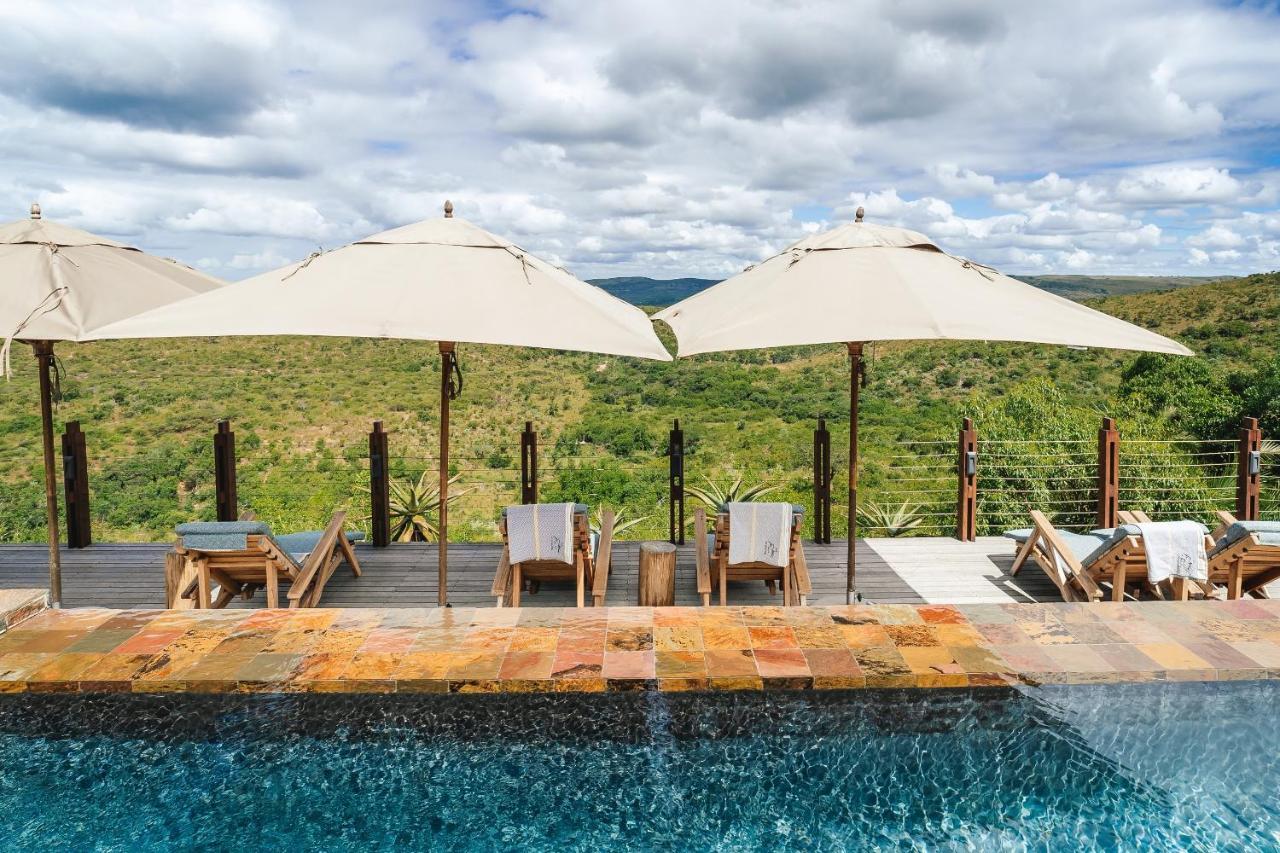 Rhino Ridge Safari Lodge KwaNompondo ภายนอก รูปภาพ