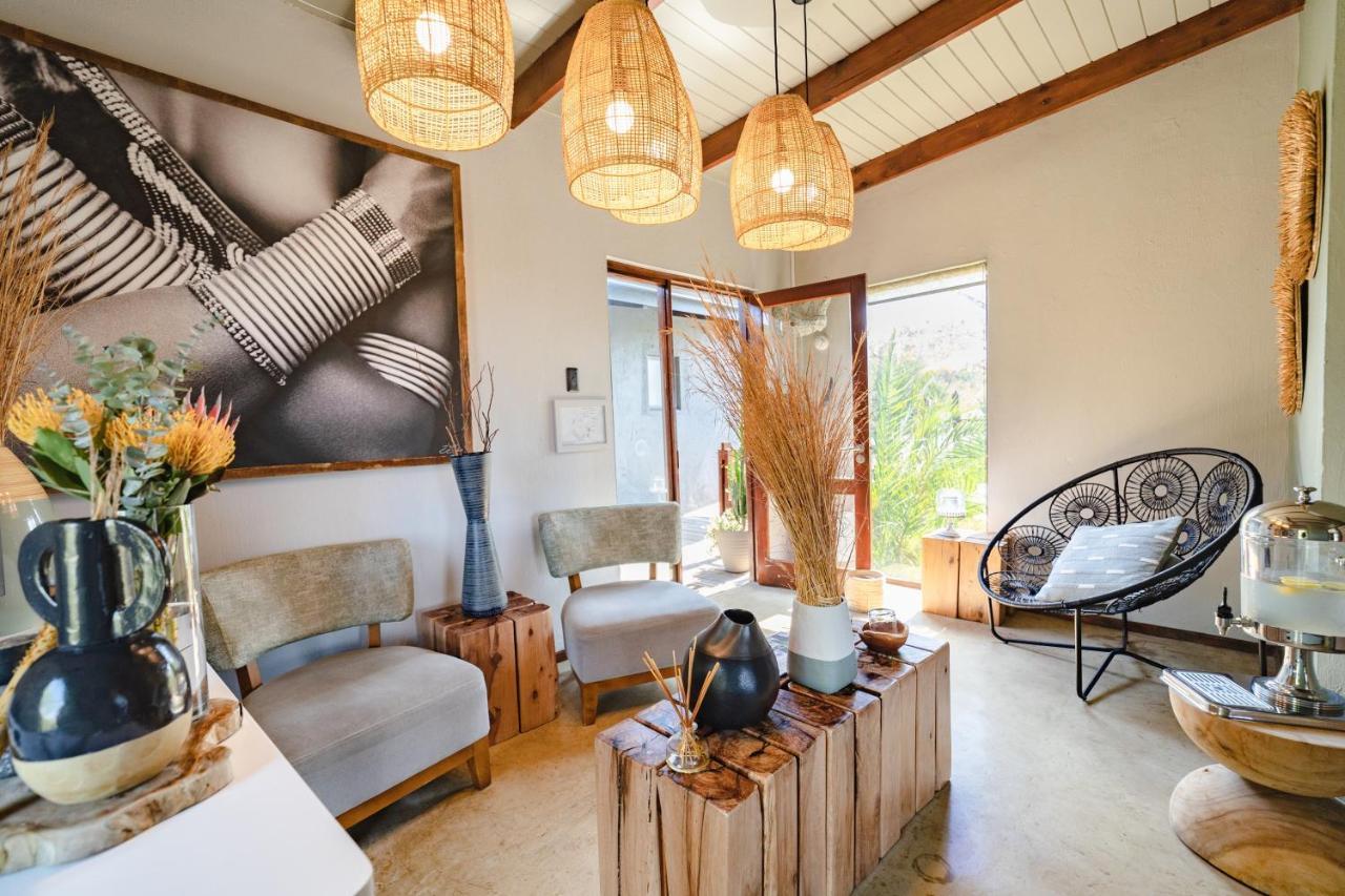 Rhino Ridge Safari Lodge KwaNompondo ภายนอก รูปภาพ