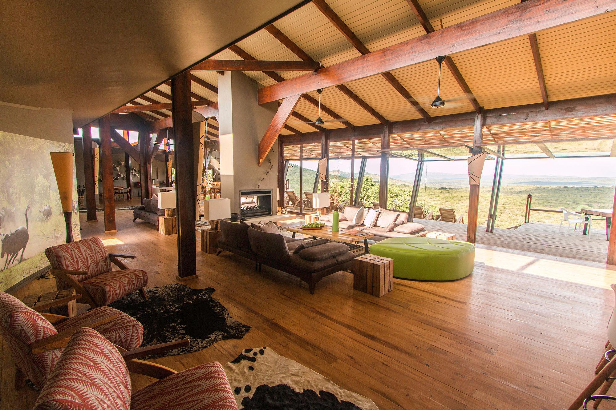 Rhino Ridge Safari Lodge KwaNompondo ภายนอก รูปภาพ