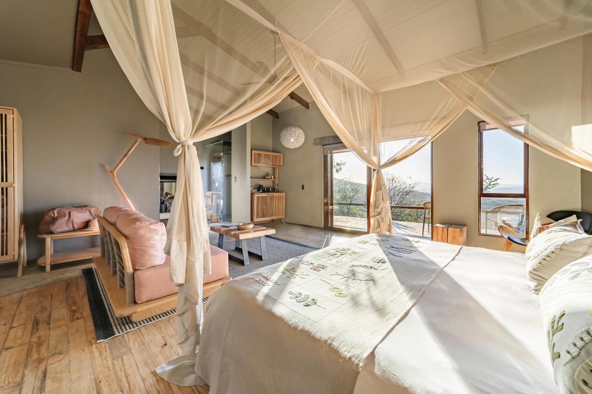 Rhino Ridge Safari Lodge KwaNompondo ภายนอก รูปภาพ